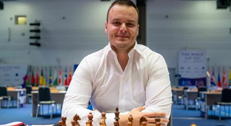 ROĐENDANSKI POEN INĐIĆA