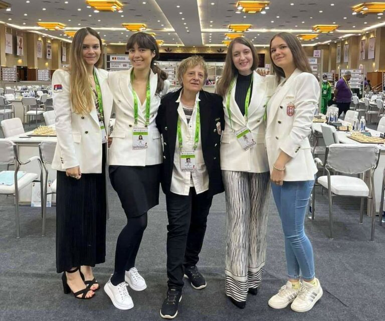 NAŠE DAME TOPLO – HLADNO