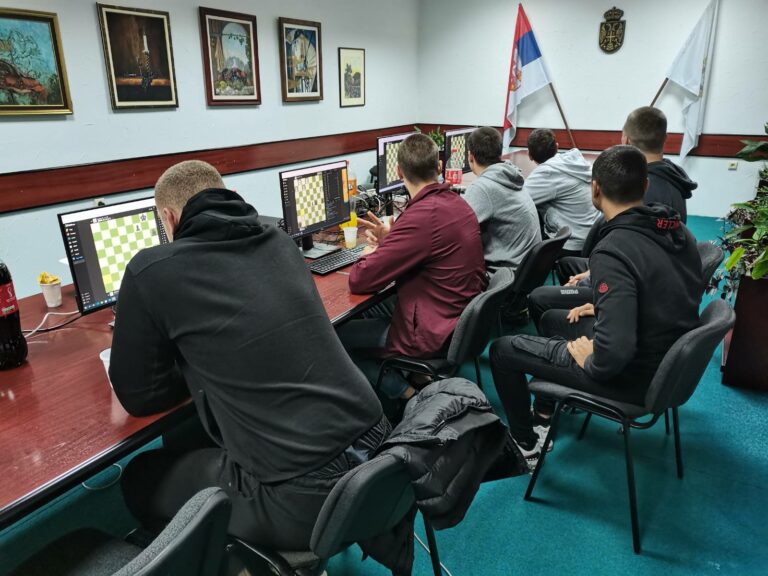 ŠTIĆENICI VASPITNO-POPRAVNOG DOMA IZ KRUŠEVCA PRVACI SVETA