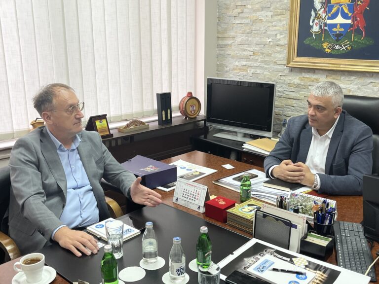 DELEGACIJA ŠSS POSETILA OPŠTINU MLADENOVAC – DOMAĆINA REPUBLIČKOG PRVENSTVA OSNOVACA