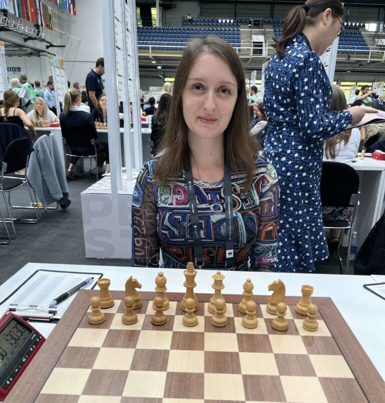 MINIMALAN PORAZ ŠAHISTA OD BRANIOCA TITULE, DAME BOLJE OD PERUA