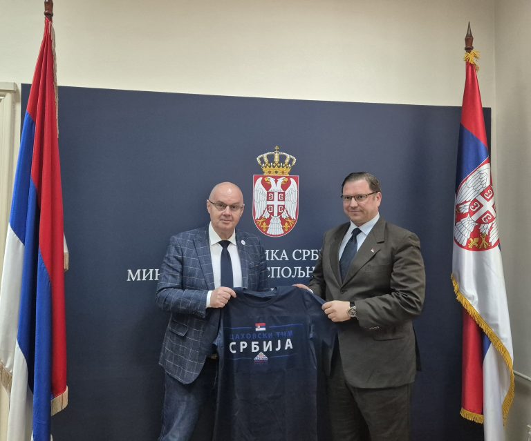 ŠAH KAO MOST POVEZIVANJA SRPSKE DIJASPORE I MATICE